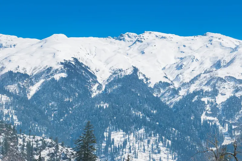 Snow-covered mountains above Solang Valley near Manali